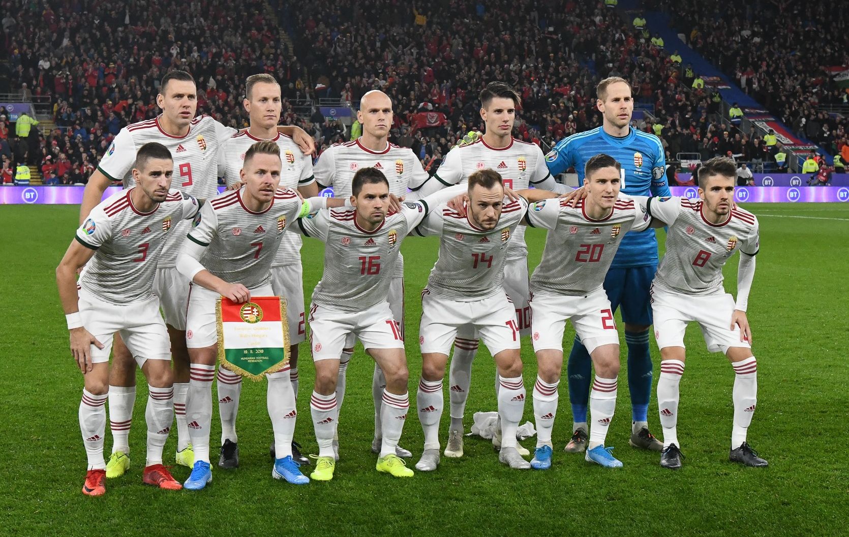 Сборная венгрии на евро 2020. Португалия голландия 2006. Сборная венгрии. Евро 2021 по футболу франция венгрия. Сборная венгрии по футболу.