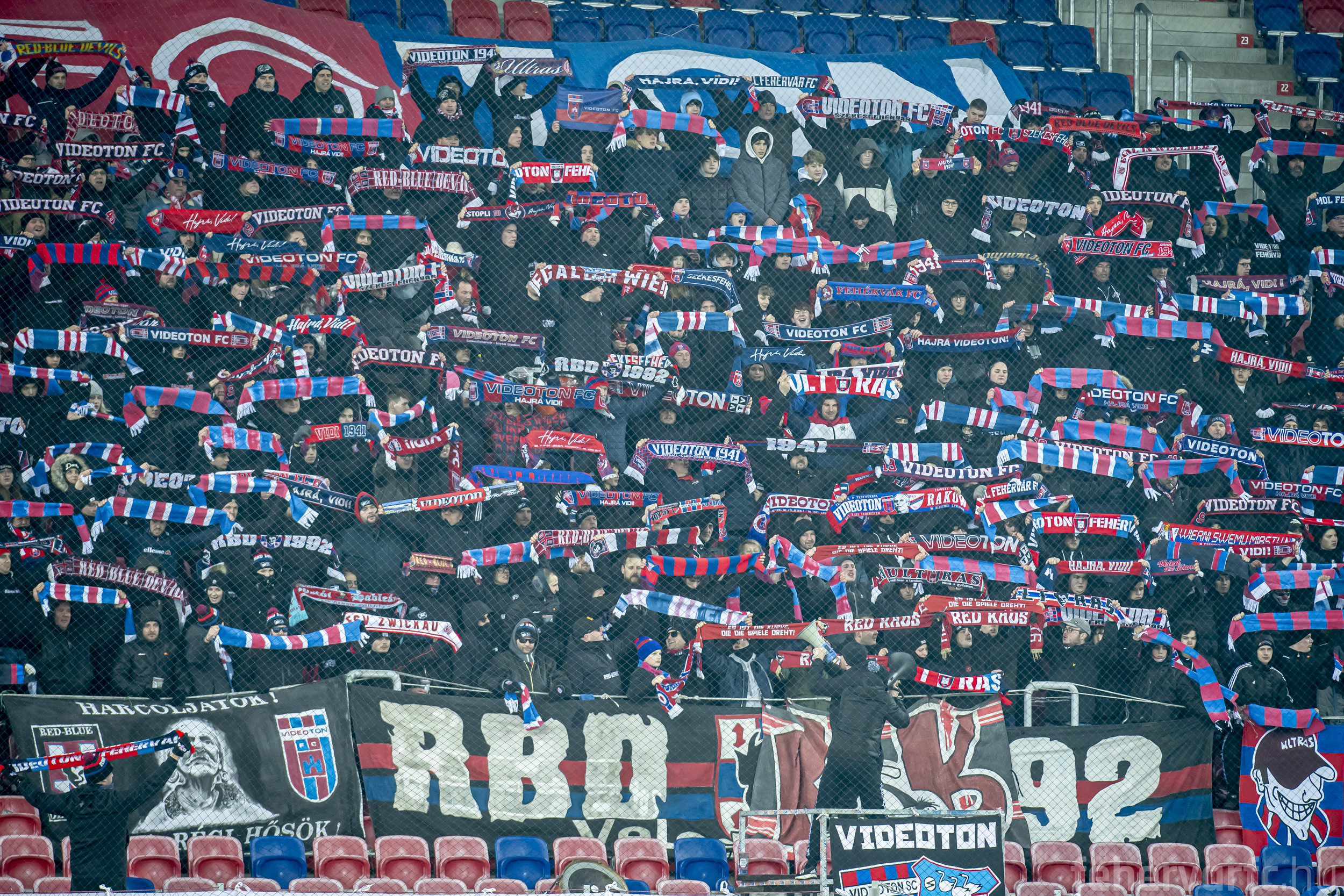 Itt a bejelentés: Megvan a Vidi új vezetőedzője