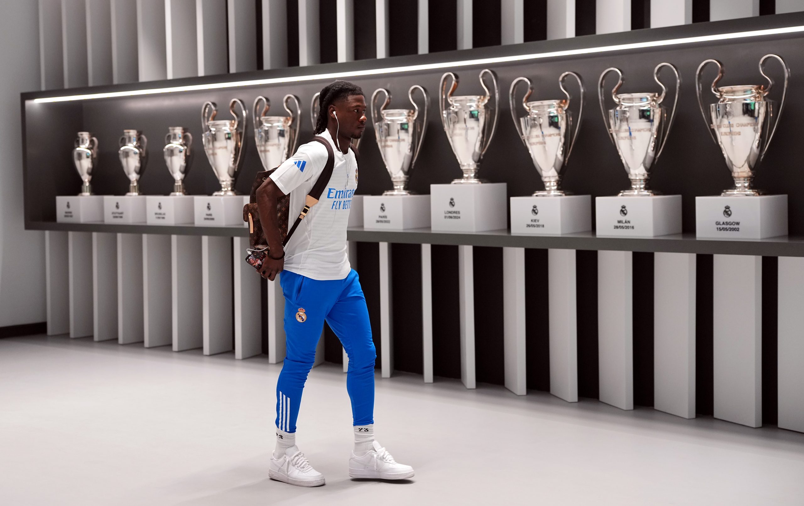 A PSG fillérekért veszi meg a nagy Barca-tehetséget, Szoboszlai mellé a Realból igazolhatnak - a szombati transzferkörkép