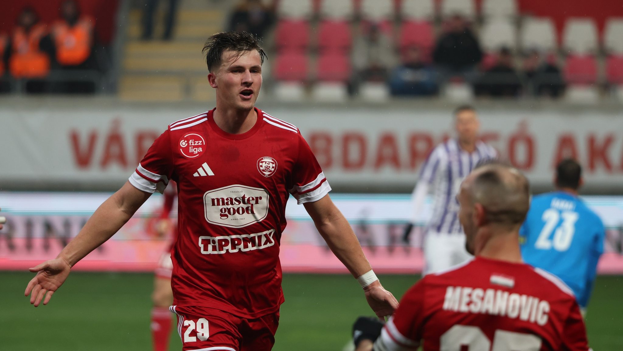 NB I: Sokba került a kihagyott 11-es, megvan Bodor első veresége az Újpest kispadján - videó