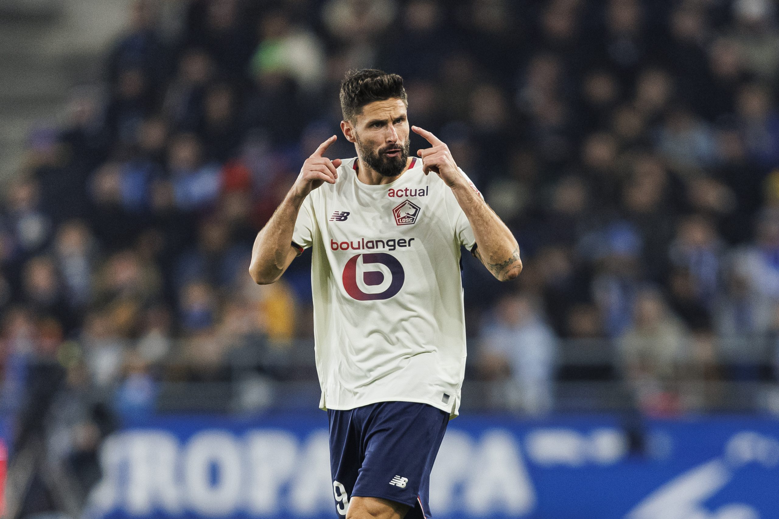 Bizarr: Nem adhat a tv két EL-meccset, mert azzal törvényt sértene