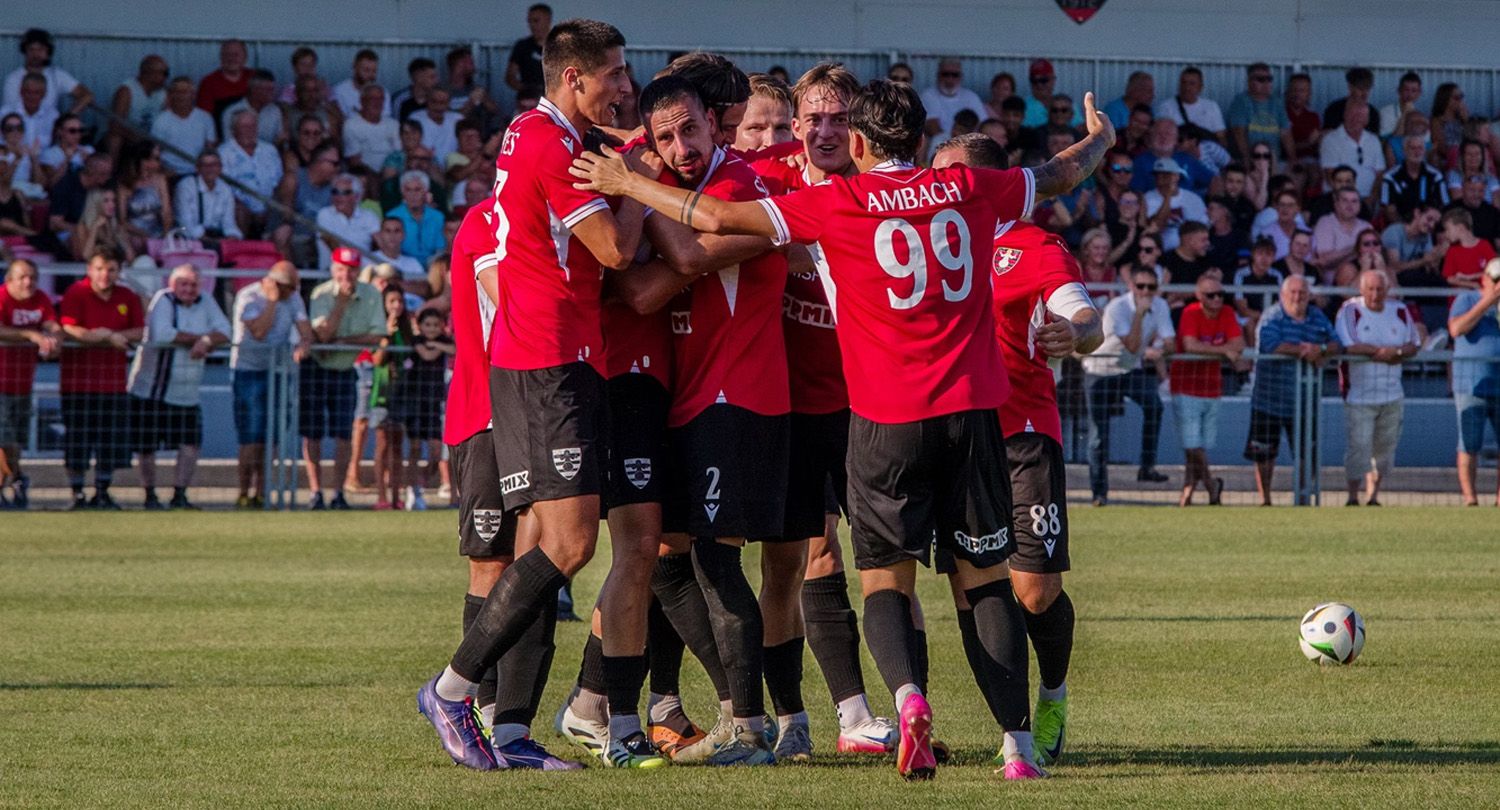 NB II: A feljutásra hajtó csapat az egyik riválisától igazolna - meglepő választ kapott