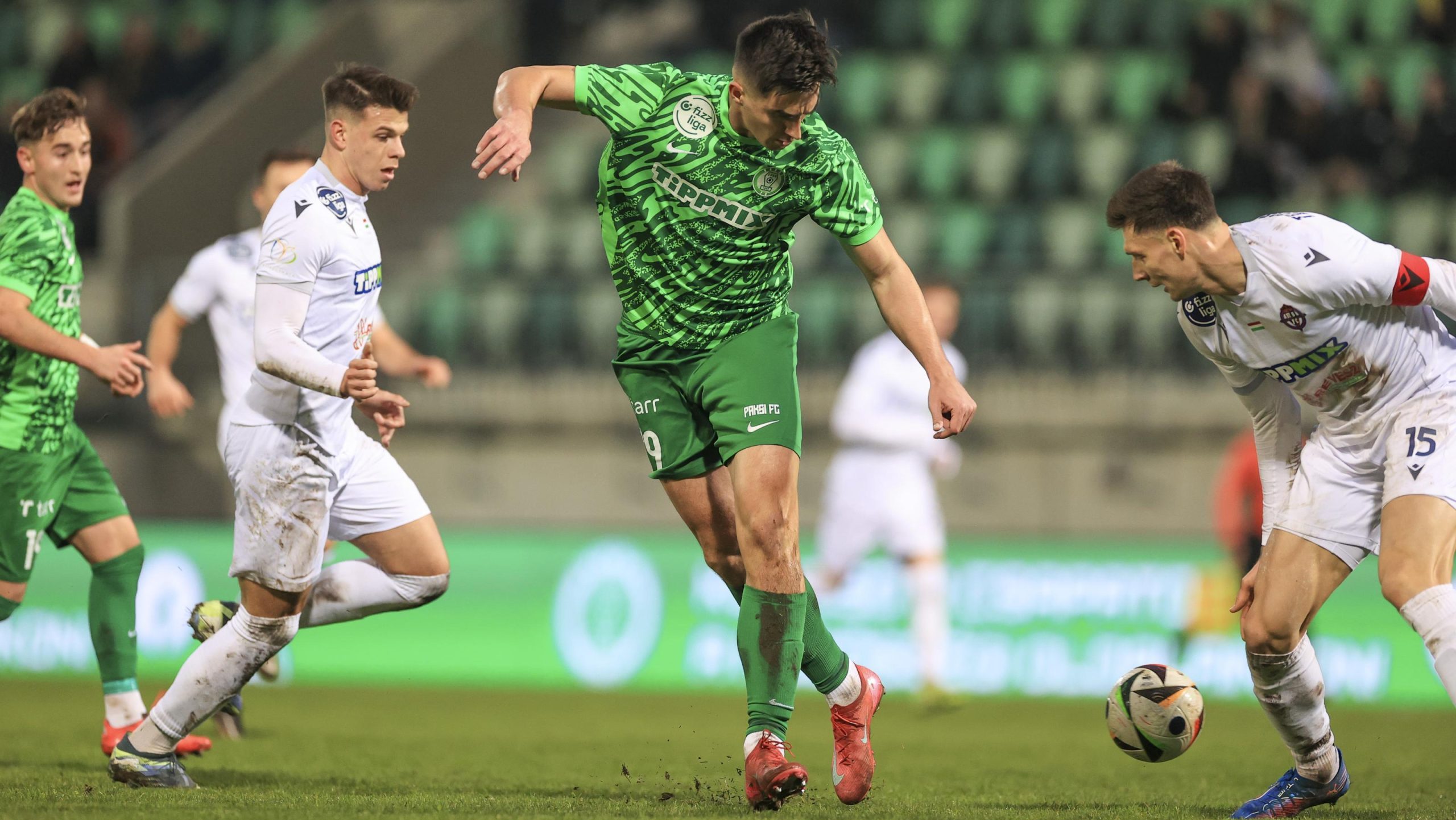 Édesanyja elvesztése után duplázott Tóth Barna