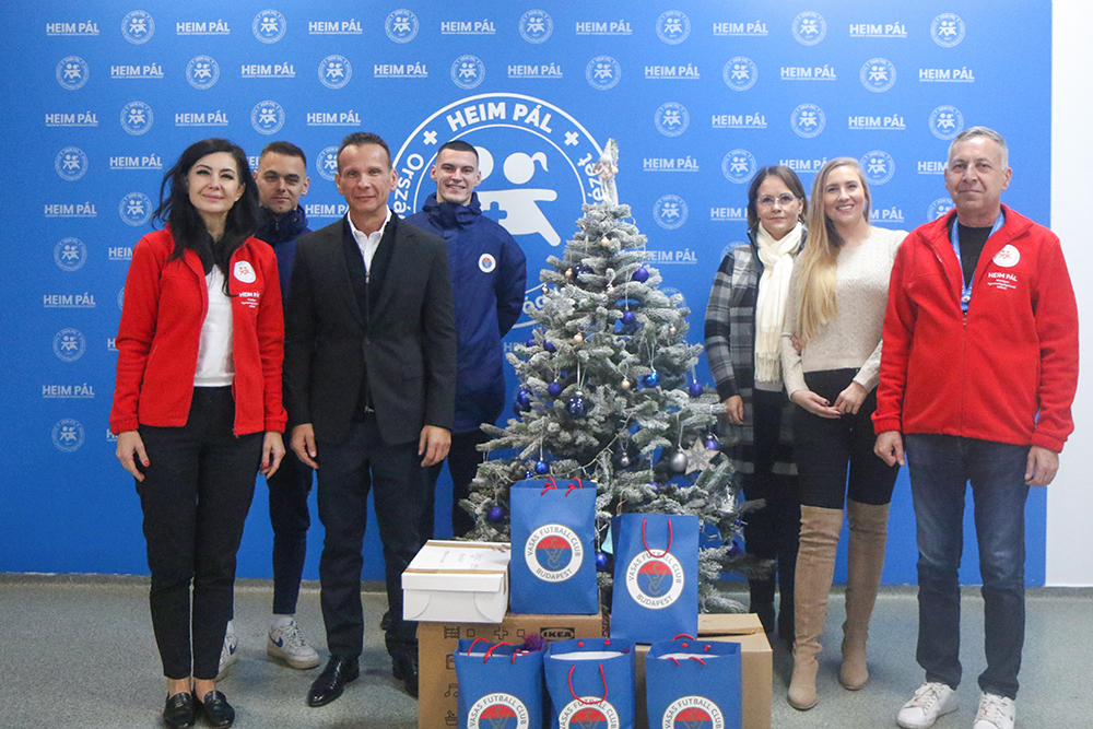 A Vasasnál ezúttal sem maradt el a karácsonyi jótékonykodás