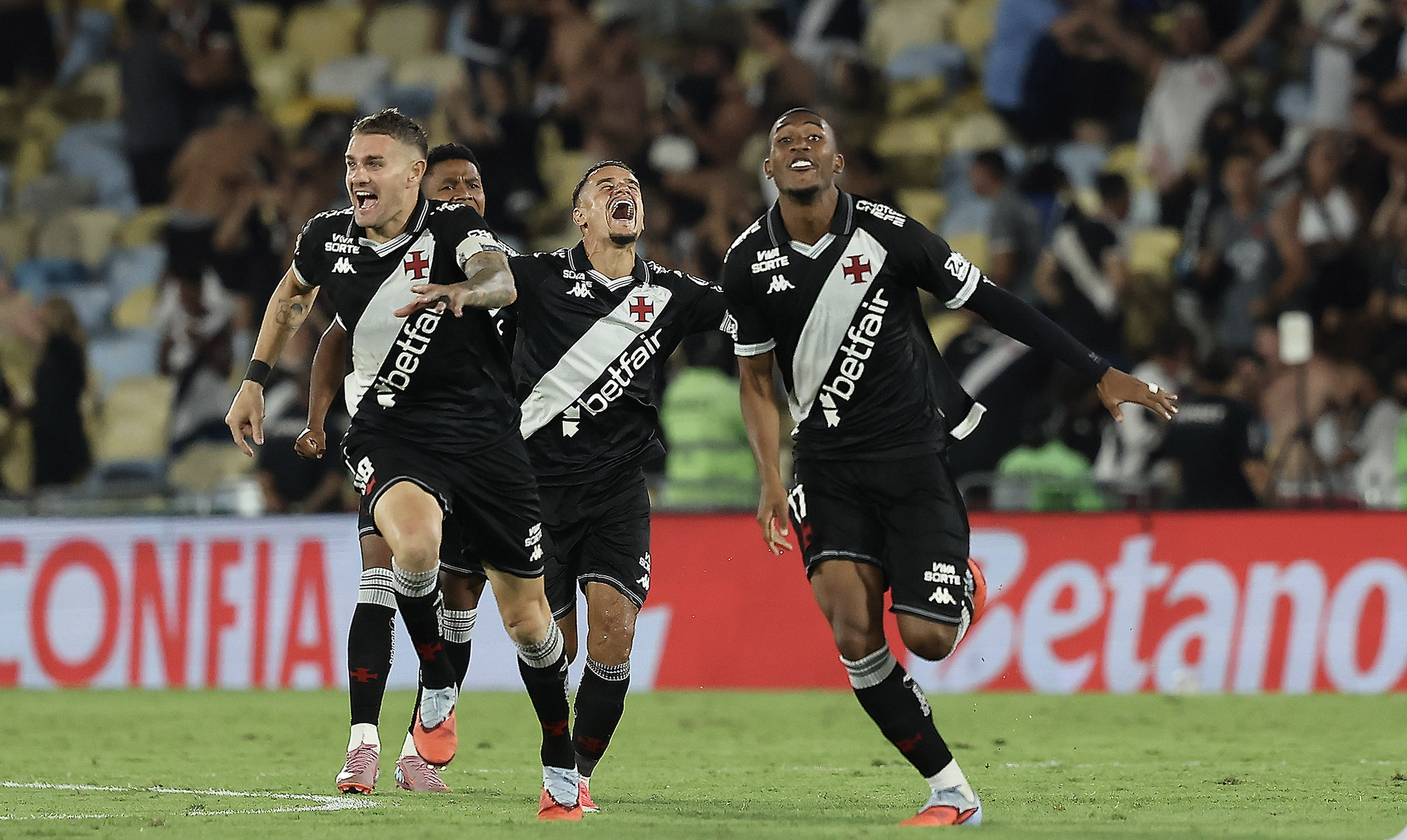 35 millió eurós tinisztár kerül Tóth Alex elé, lenyomhatják a Juvét csatárügyben - a szerdai transzferkörkép