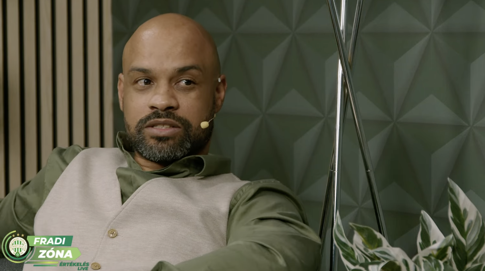 A Fradi saját csatornáján szállt bele Keane-be is a volt válogatott támadó: "Ő az edző, pörgesse fel őket, már elnézést!"