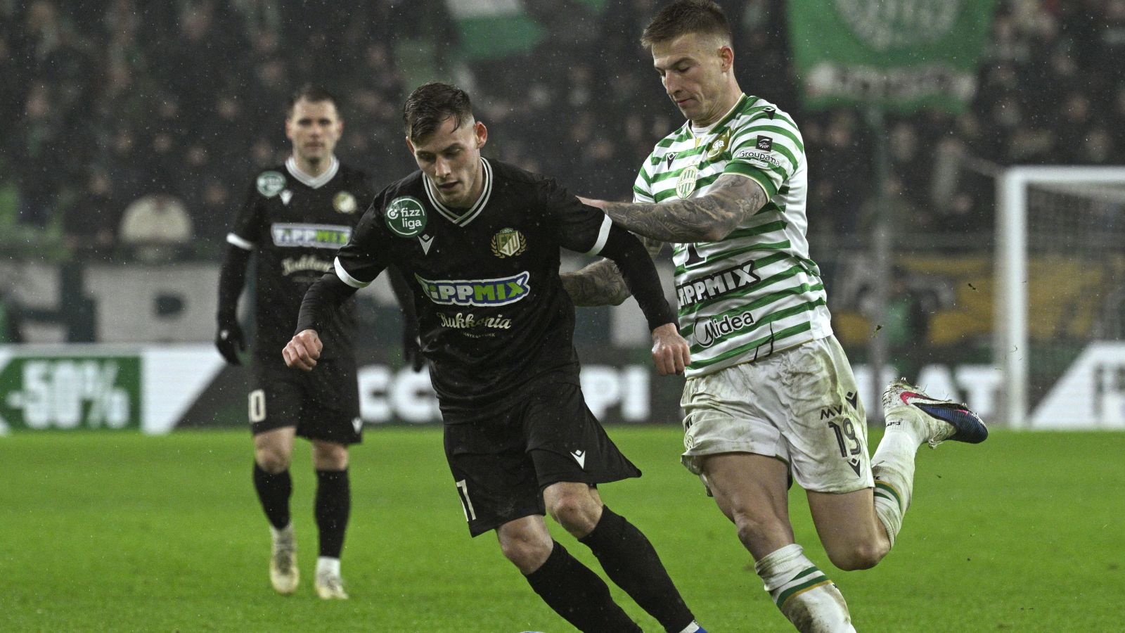 Az ETO hatalmas bravúrral fordított és nyert a Fradi-pályán - egyre nagyobb bajban a címvédő