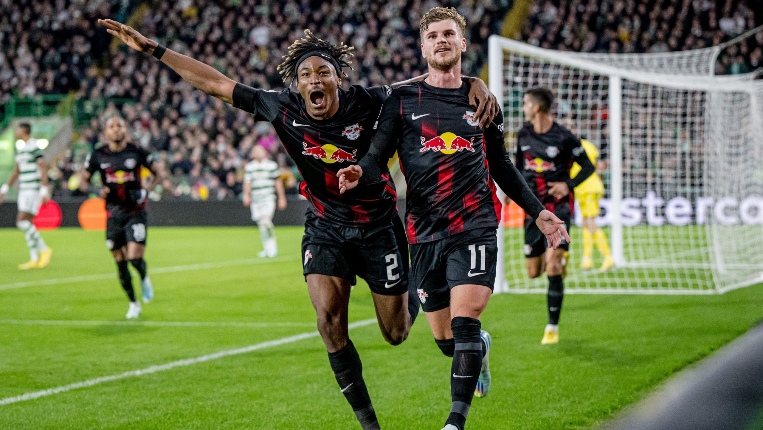 Távozott Gulácsiék gólrekordere, PL-csatárt igazolhat a Juventus, Madridba tart a Bayern középpályása - külföldi körkép