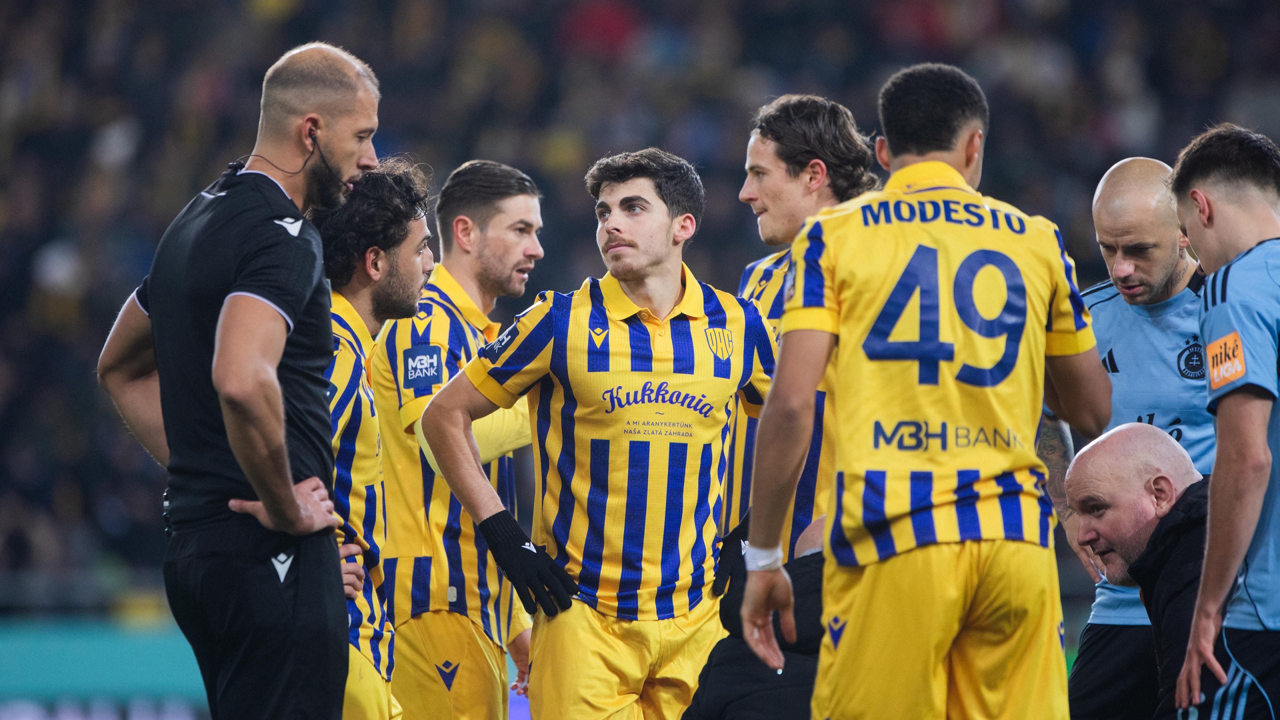 Sokba került a DAC kihagyott 11-ese, a Slovan simán behúzta a rangadót - videó