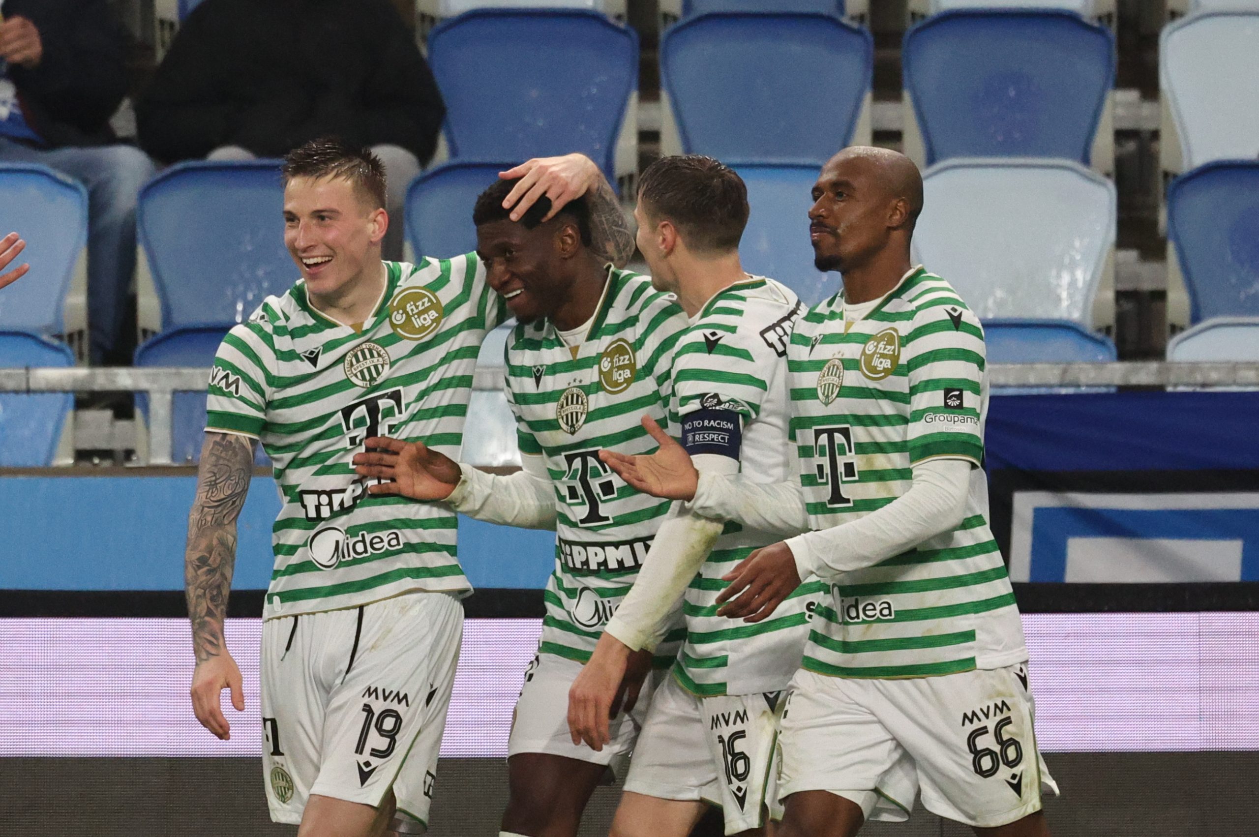 NB I: Az ETO így is menetel, hát' még ha egy Fradi- és egy Újpest-támadó is kerül Borbély kezei alá