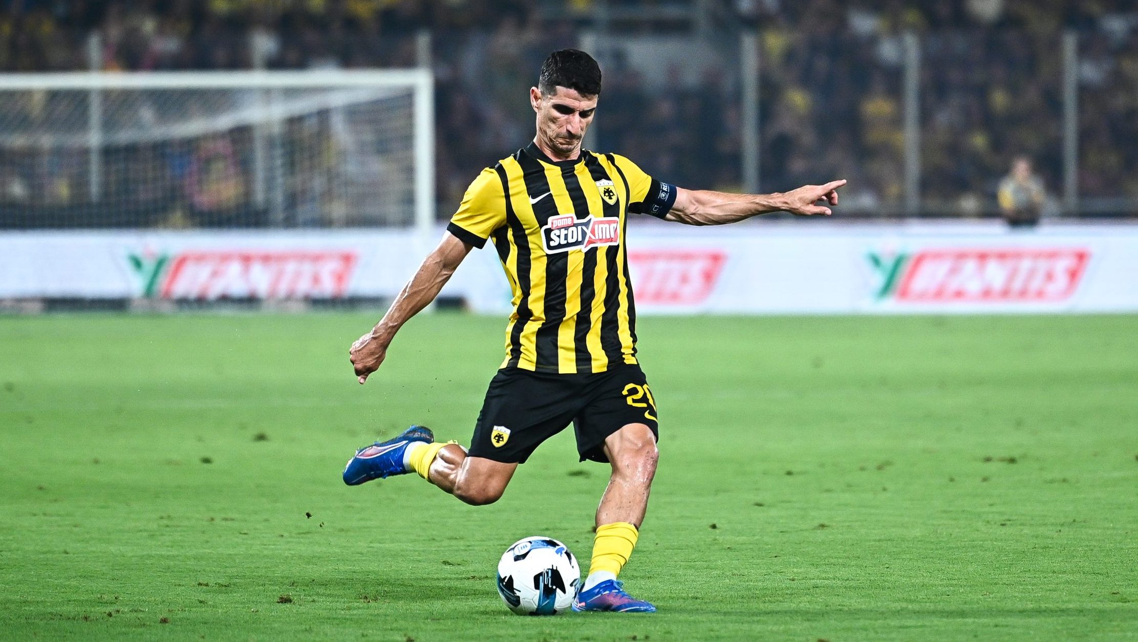 Magyar-görög: Varga Barnabás klubtársa lemondta a válogatottságot