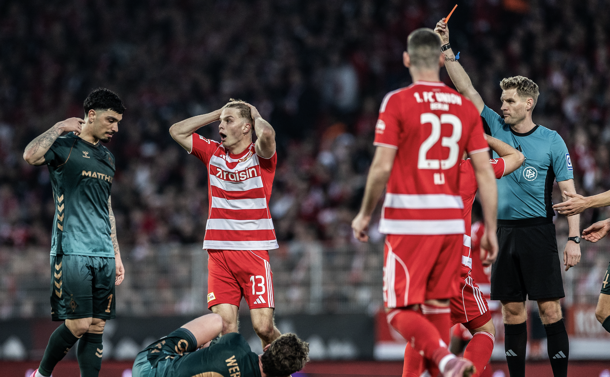 Légiósok: Csapata hiába állt ki Schäfer mellett, lesújtottak rá