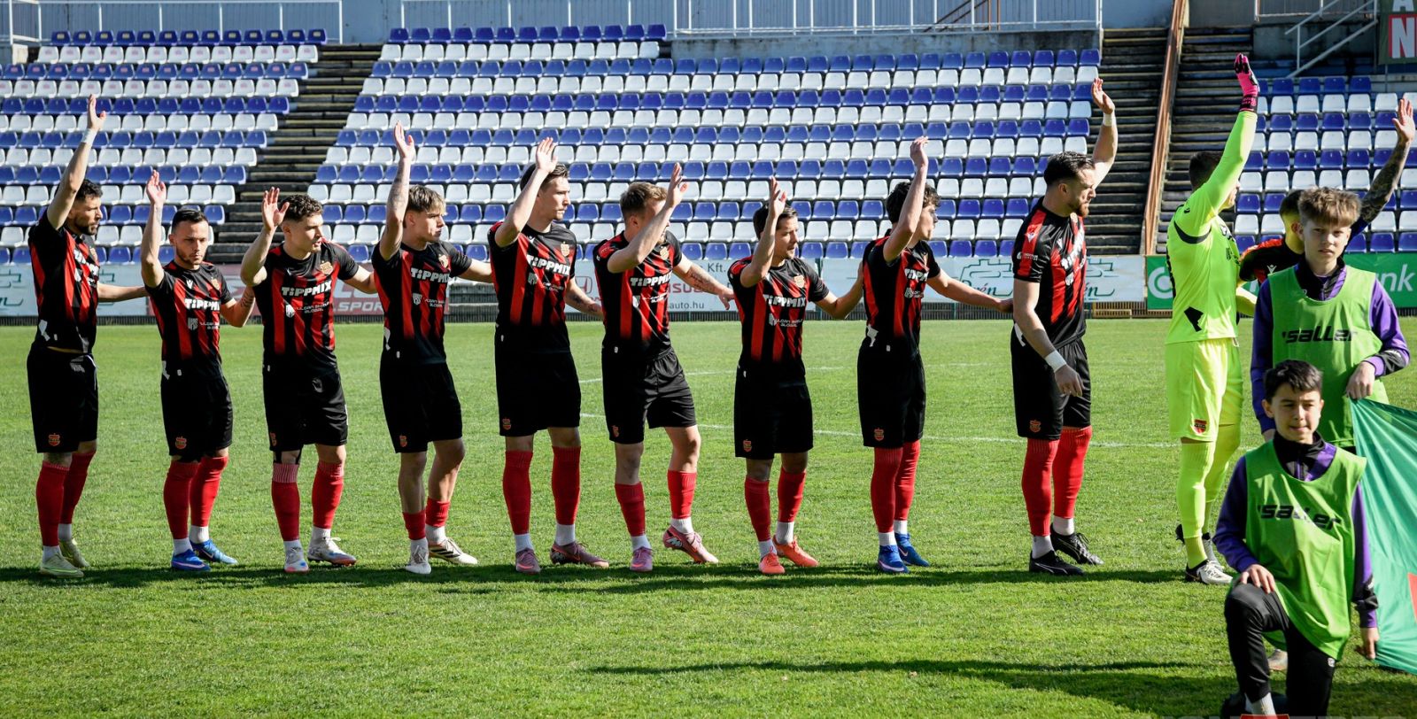 NB II: Honvéd-tengely és beugrós edző a hét álomcsapatában - a névsor