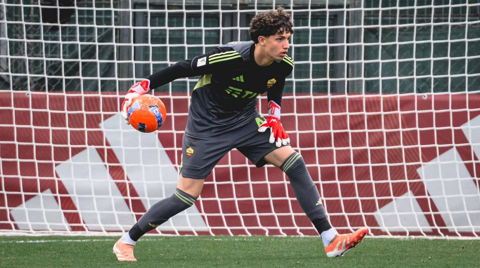 Fiatal magyarját dicsérte az AS Roma edzője: "A saját korosztályánál idősebbek között játszott, ami egyáltalán nem könnyű"