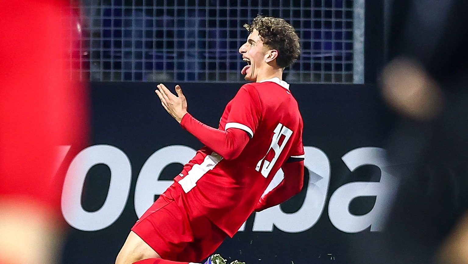 Légiósok: A magyar gólzsák 8 perc alatt meghiúsította az ellenfél feljutását - videó