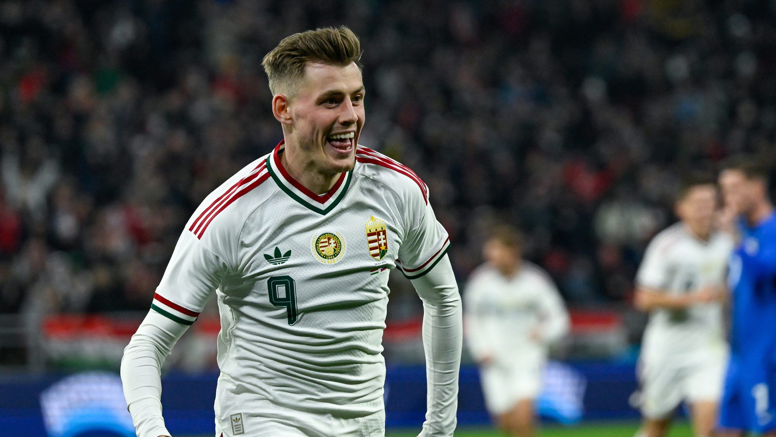 Schön zsebbe nyúlós igazolás lehet, de TOP10-es bajnokságban is folytathatja