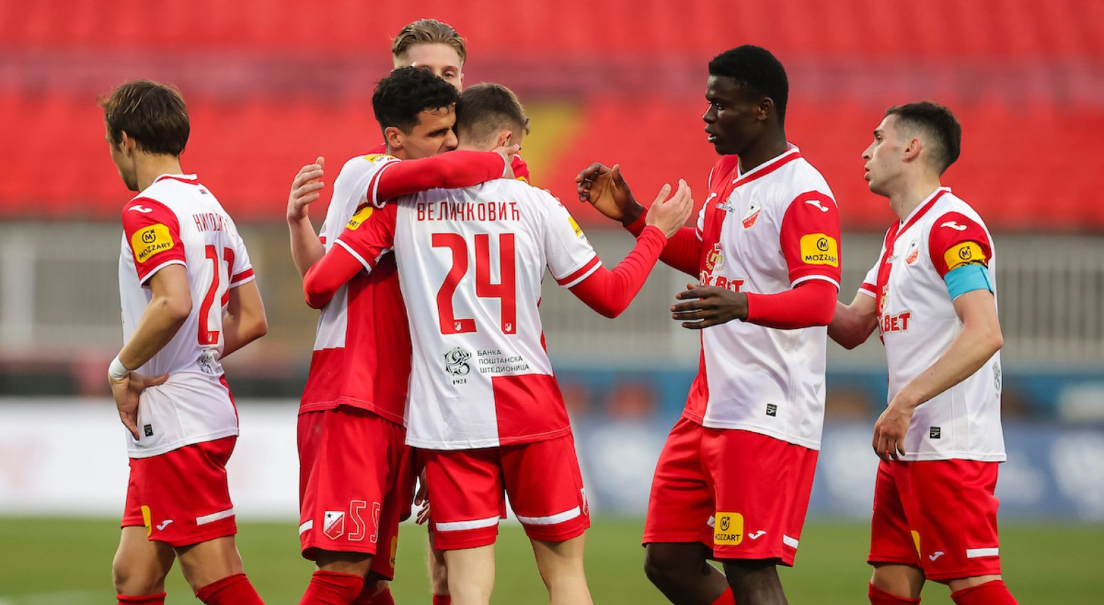 Légiósok: Kevésen múlt, hogy Szűcs Kornélék meccsén elmaradjon egy hihetetlen kapuscsoda - videó