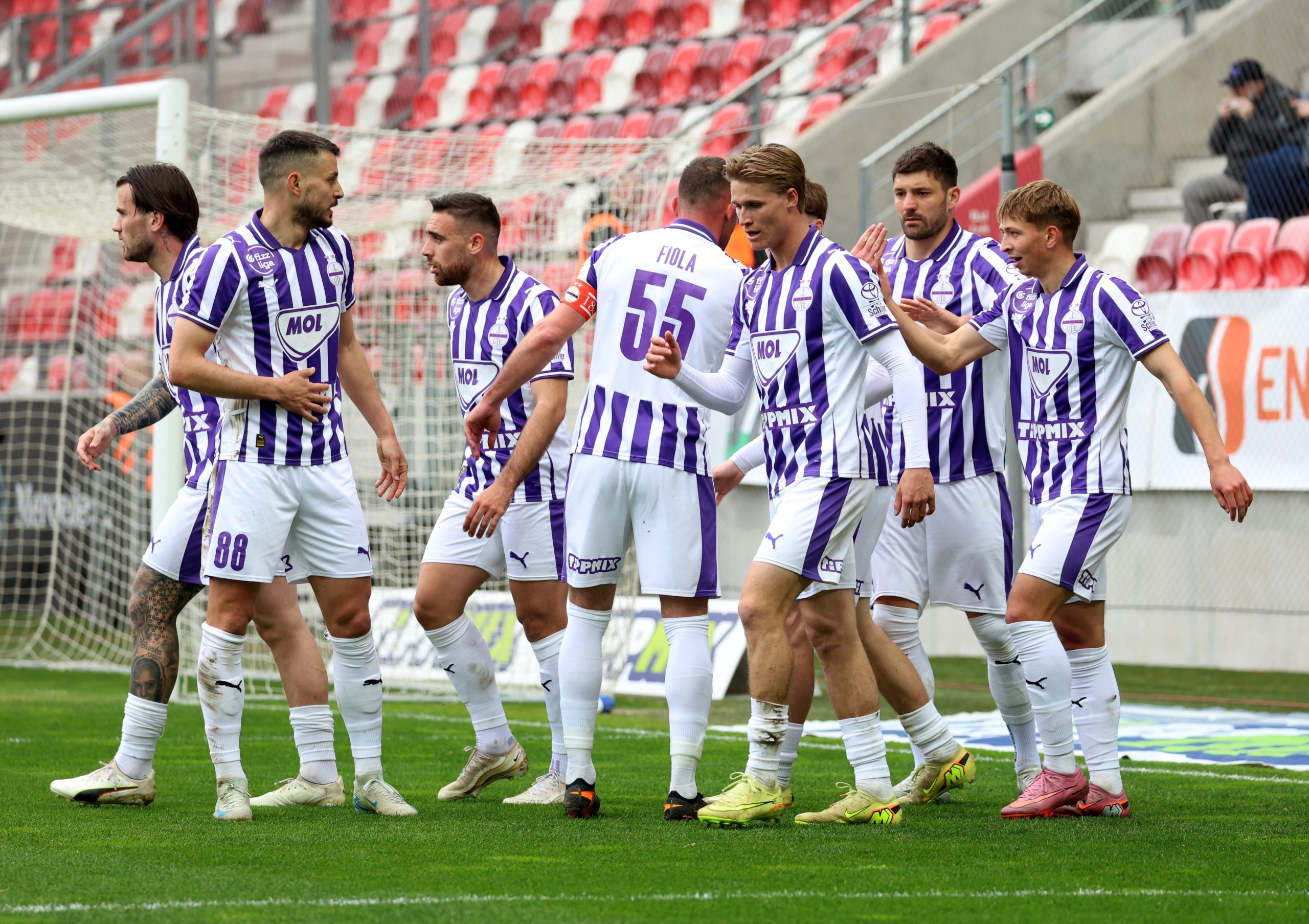 NB I: Az Újpest bennmaradt, Kuttorékat pedig gyakorlatilag búcsúztatta az élvonaltól - videó