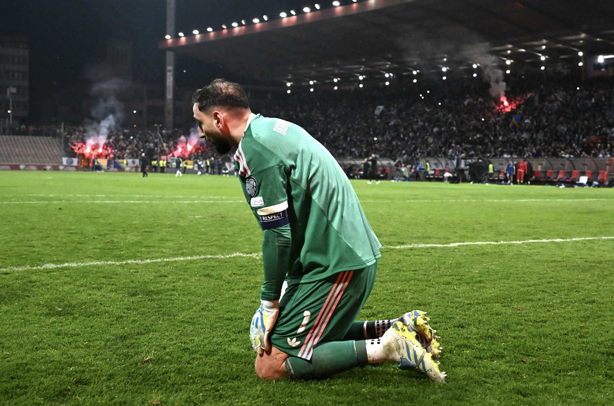 Olaszországban eljött a harmadik apokalipszis: A tv-t, a klubokat és az edzőket is támadják