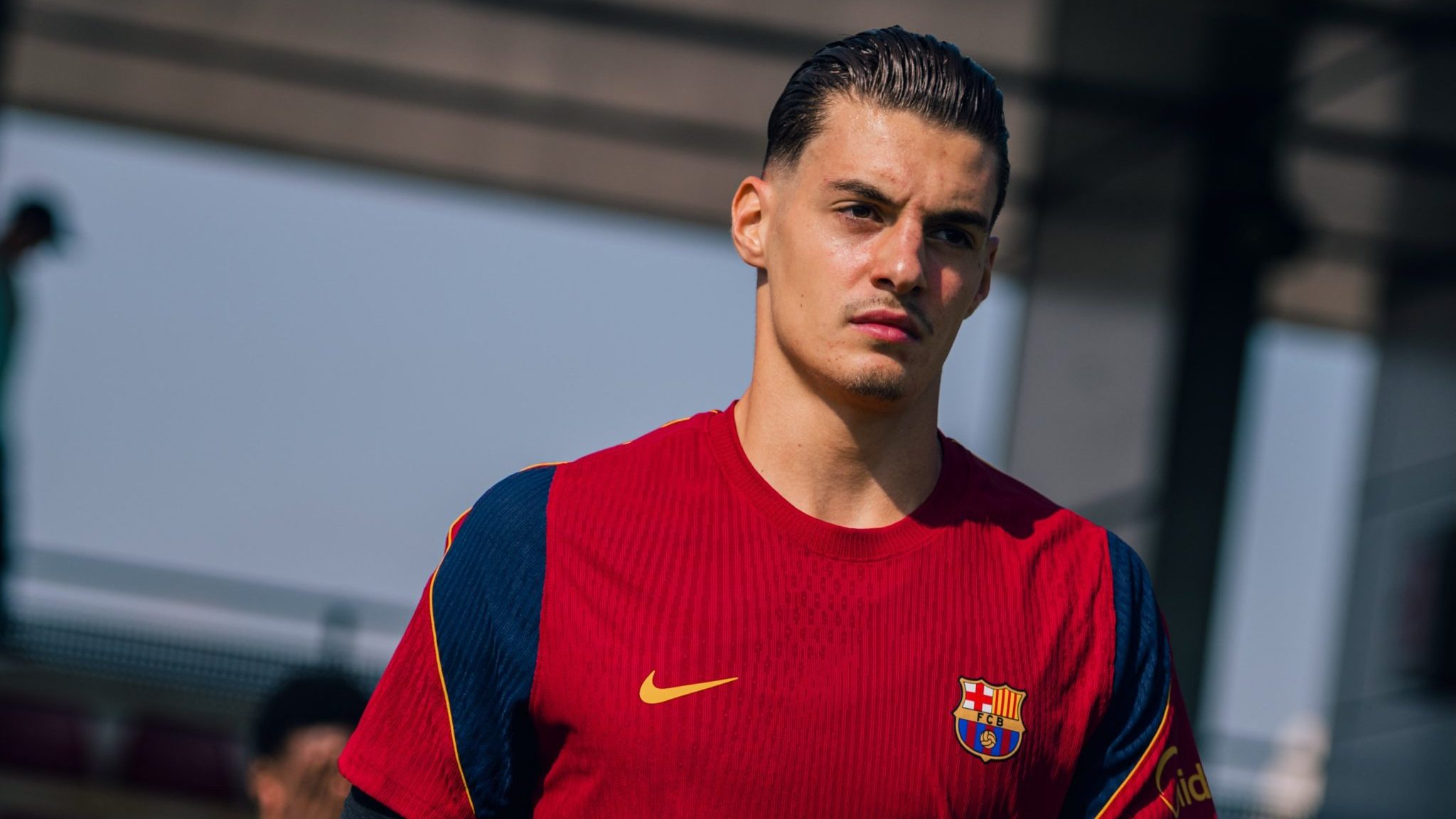 Két büntetőt is hárítva mutatkozott be a Barcelonában a magyar válogatott kapus - videó