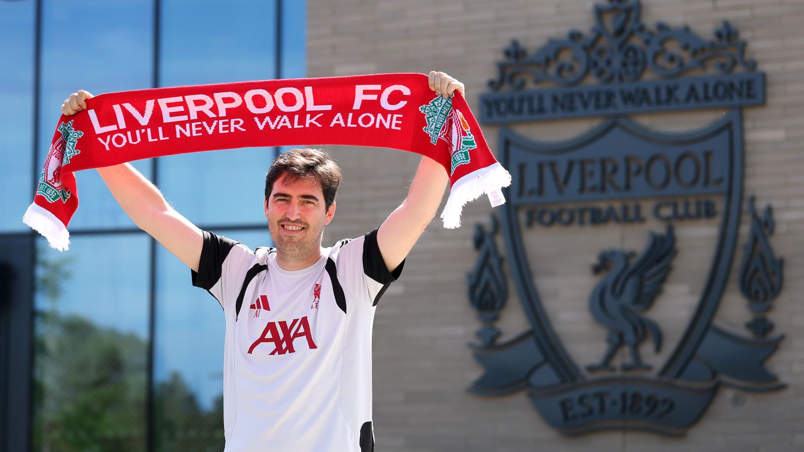 Bemutatkozott Szoboszlaiék új edzője Liverpoolban - új igazolásokat vár Iraola